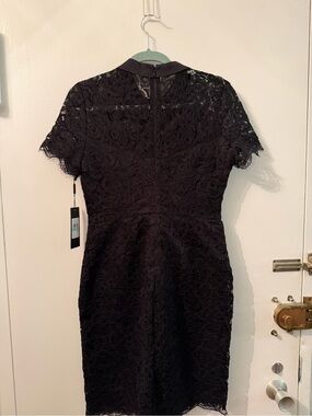 Black Lace Short-Sleeve Sheath Dress